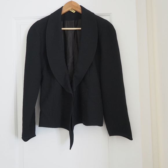 Professional blazer & pant - Picture 2 of 7